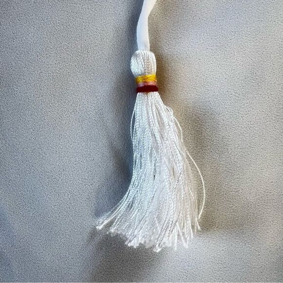 WHBM Boho White Sleeveless Top Blouse Embroidered Tassal Neckline - Picture 10 of 11